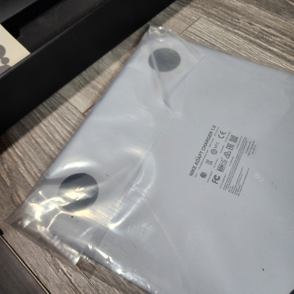 NIKE ADAPT Auto MAX in Triple Black (U.S. Charger) - Picture 6 of 13